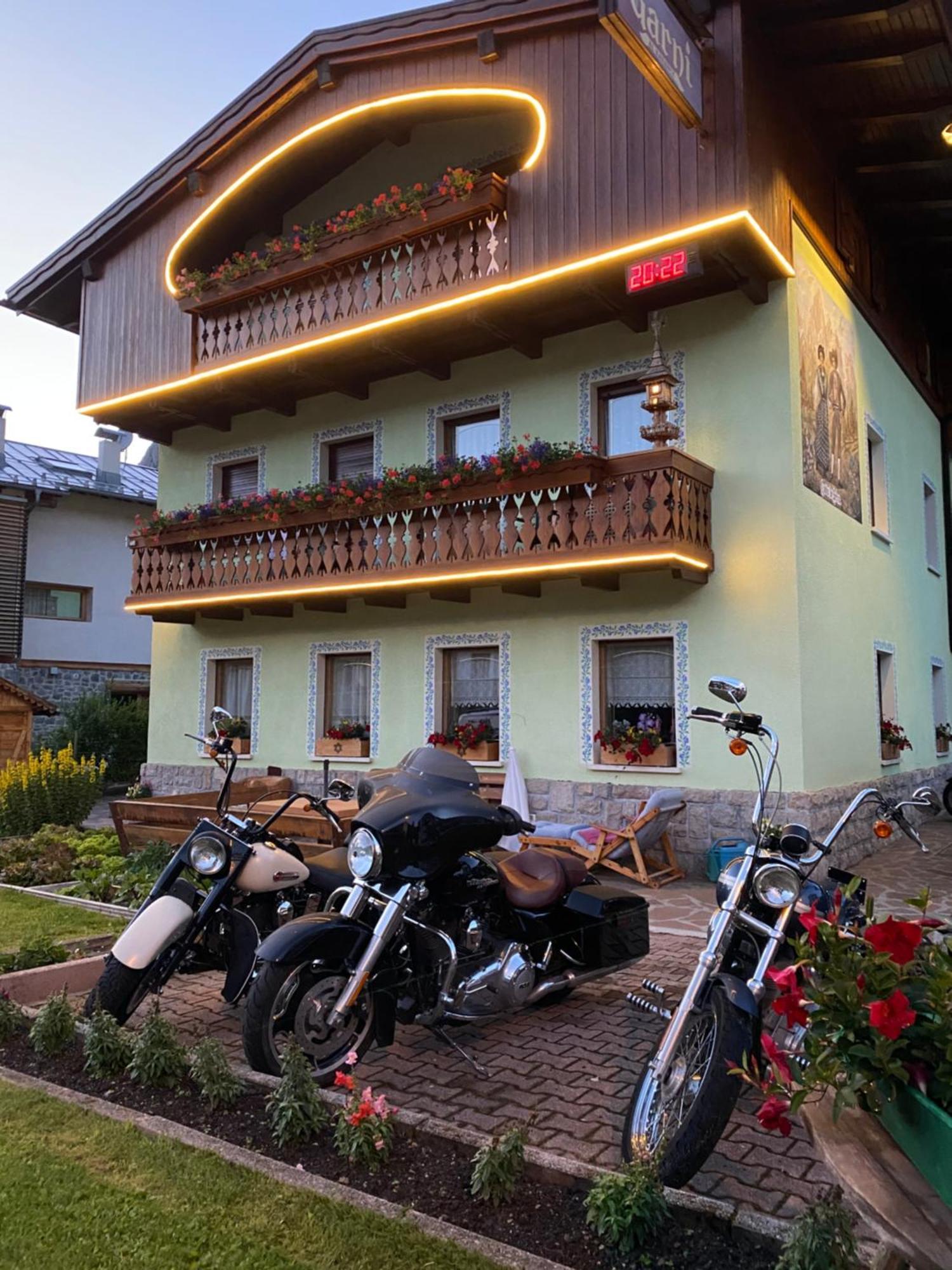 Garni Al Barance Hotel เซลวา ดิ กาโดเร ภายนอก รูปภาพ